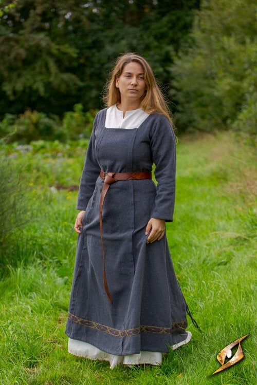 Medieval dress Estrid with herringbone pattern, dark grey