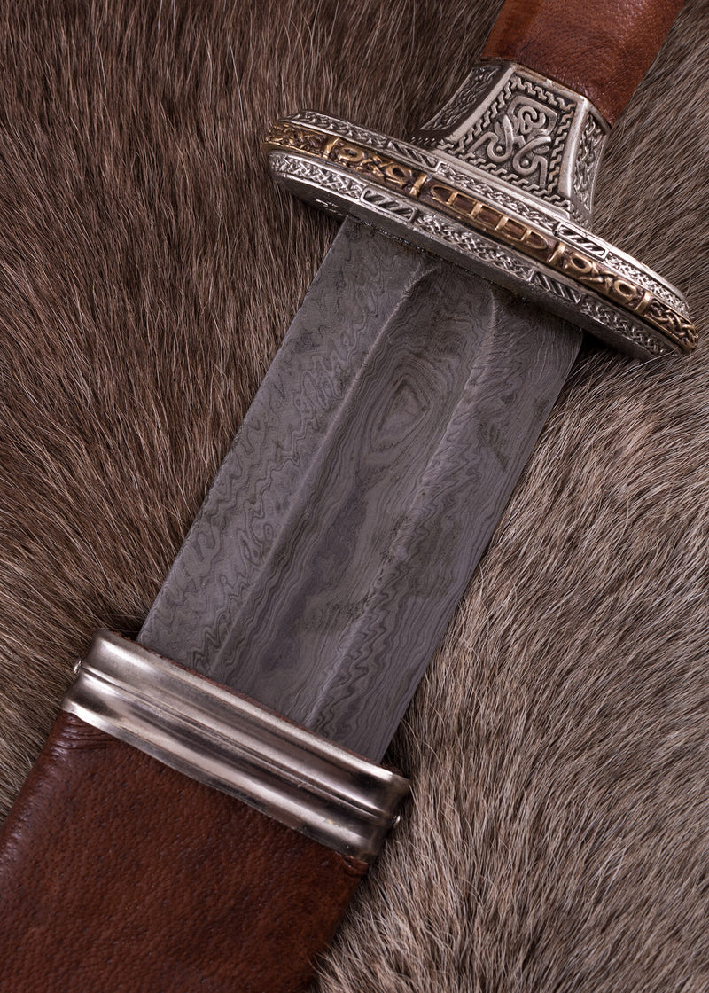 Spada vendel Uppsala, VII–VIII secolo, guardia stagnata, damasco, semi-affilata