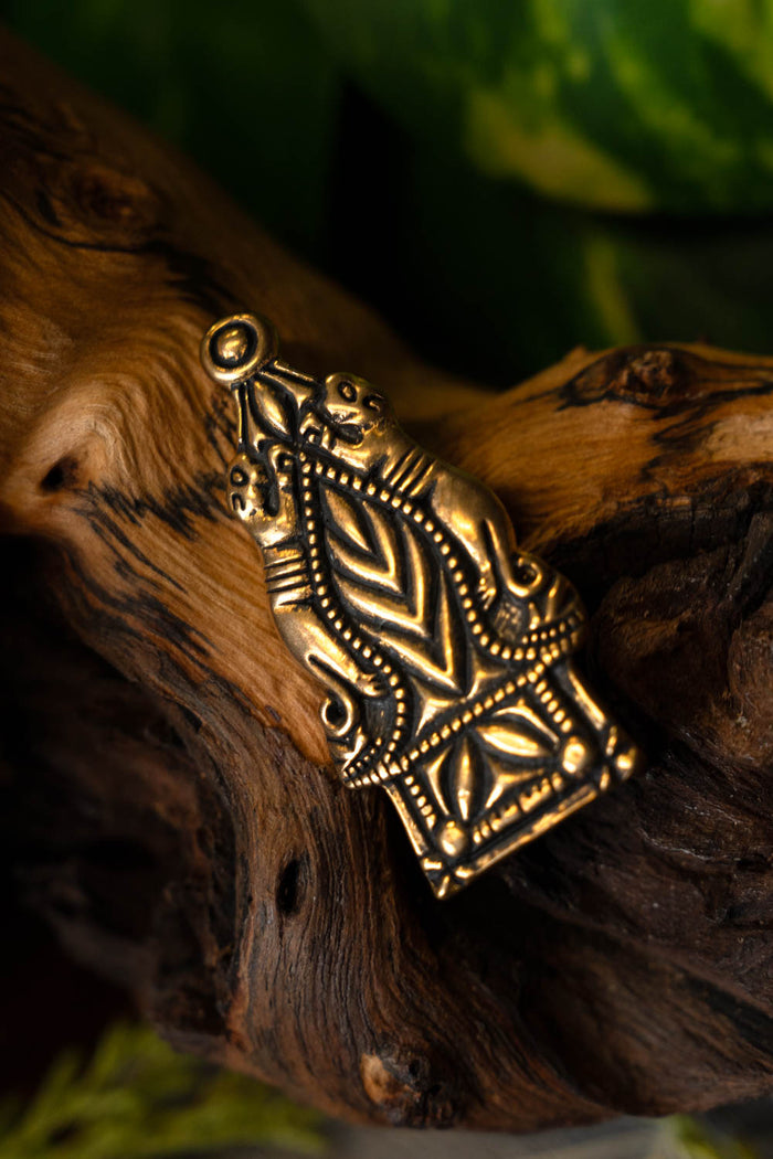 PóźNockalasyczna końcówka pasa