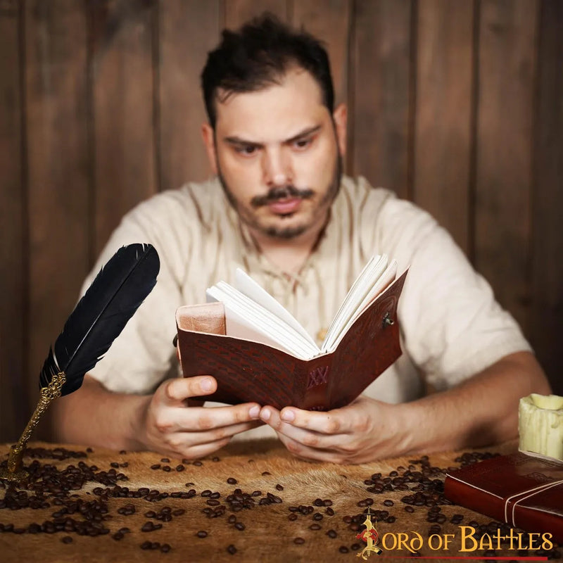 Læderbog Yggdrasil med lås