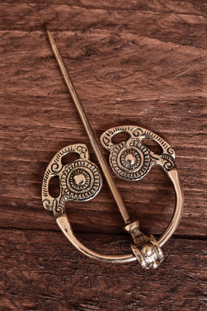 Goldsborough fibula, brass