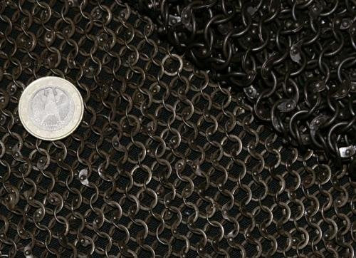 Ringbyxor (chausses), platta ringar – runda nitar, 8 mm