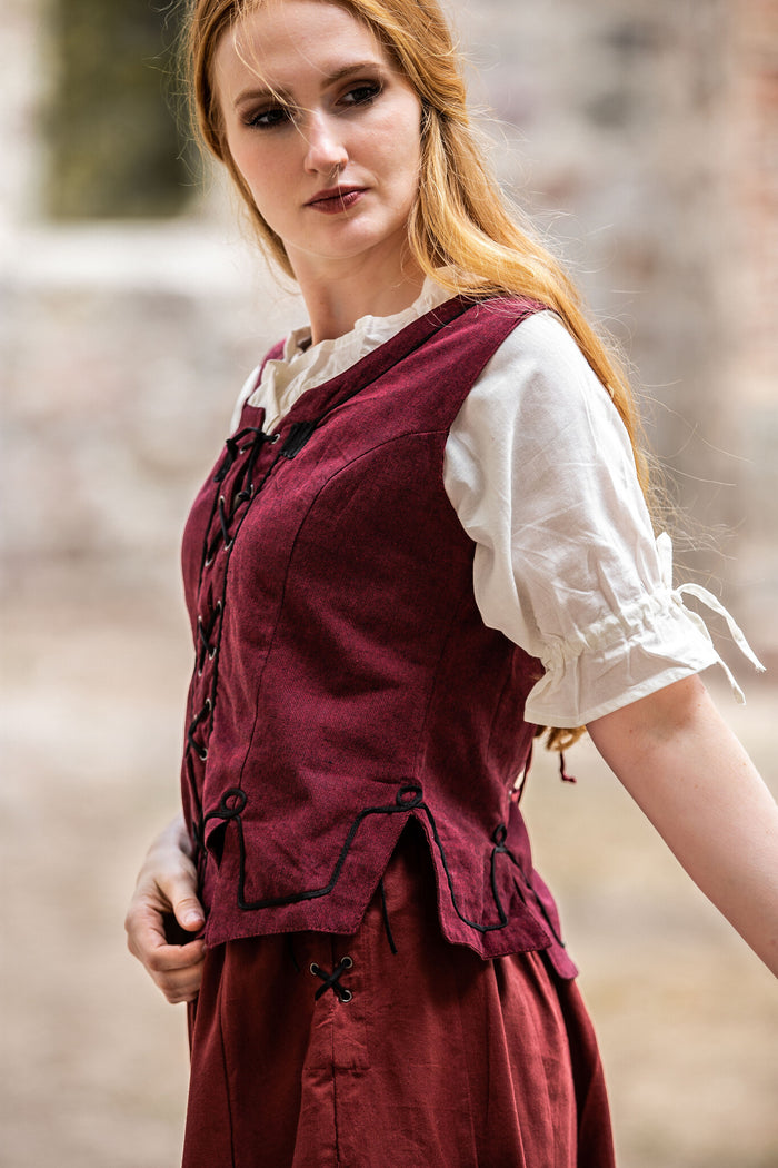 16th century doublet Christine red