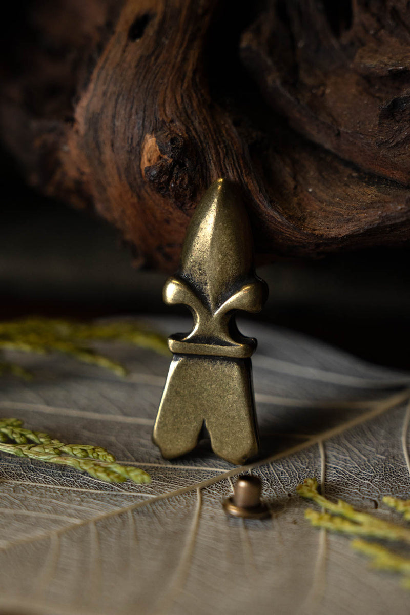 Mittelalterliches Riemenende 1250–1500