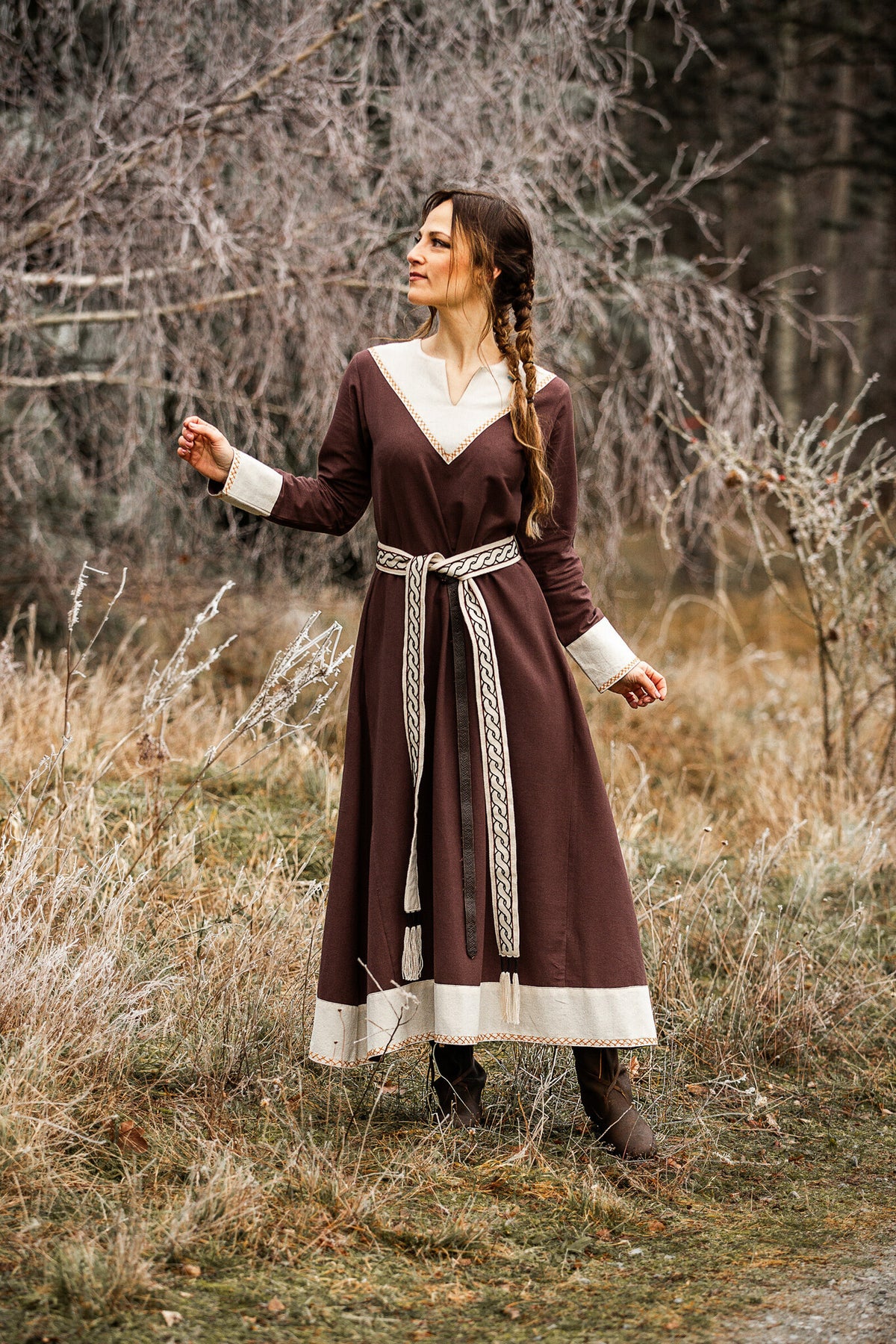 Viking dress Estrid, brown-natural