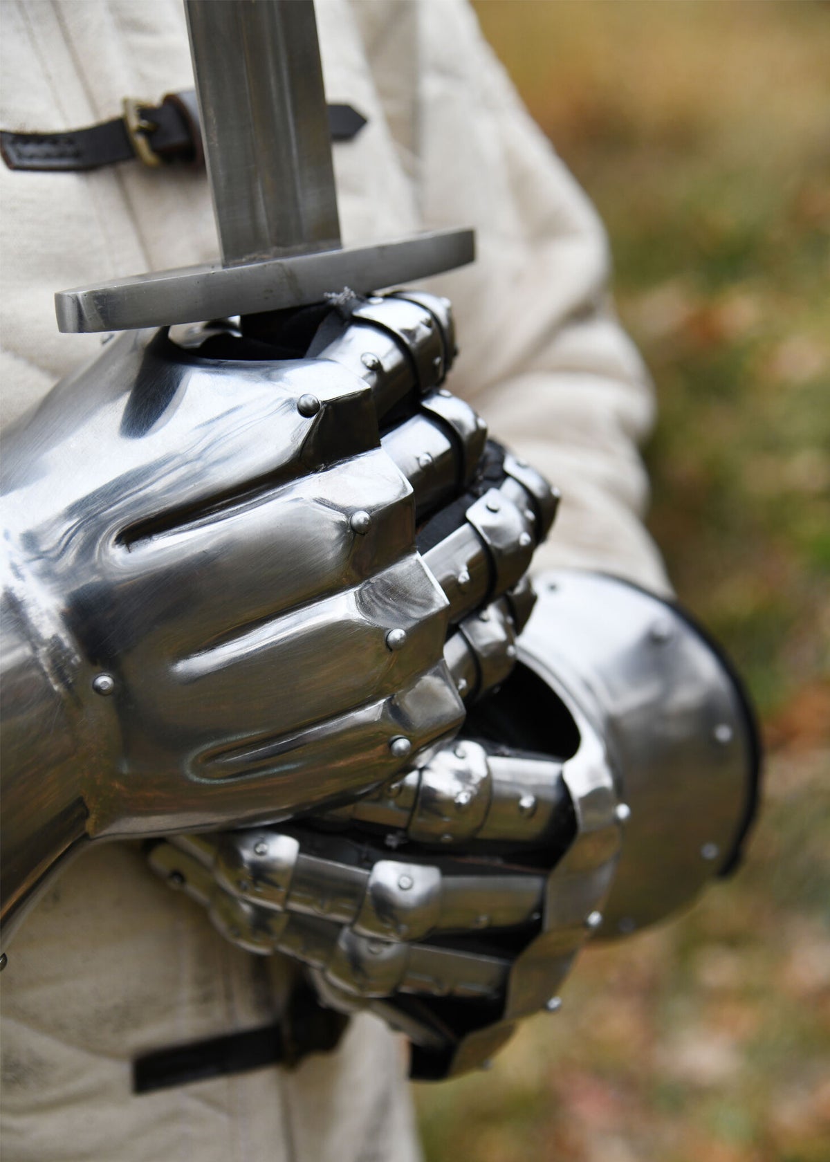 Guanti a clessidra Wighelm, 1350–1410, 1,6 mm