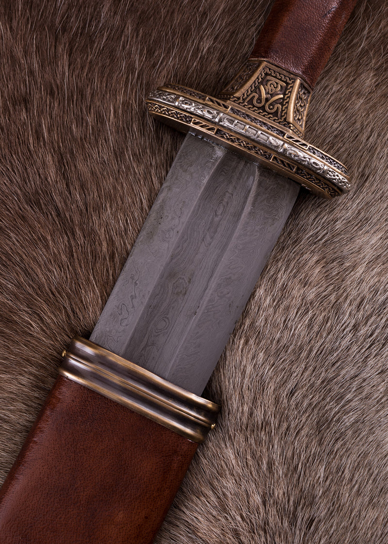 Épée Vendel Uppsala 7e-8e siècle, laiton poignée, damas, semi-tranchant