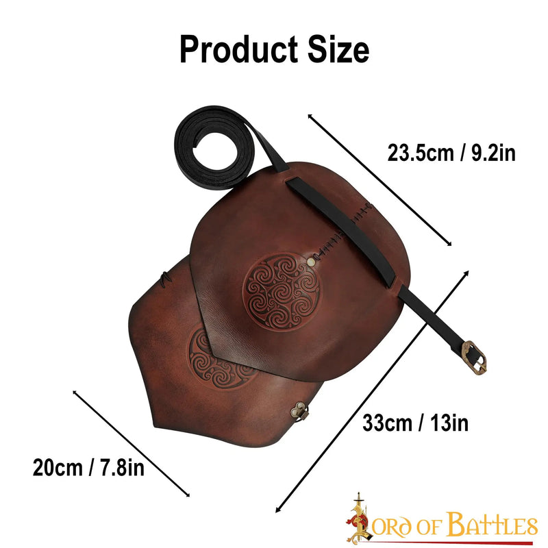 Spallaccio in pelle con spirali celtiche