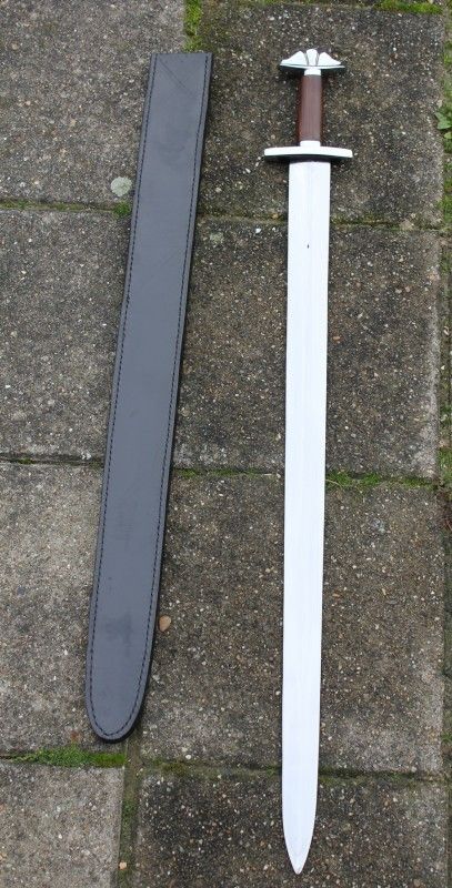 Wikiński miecz Eostre, Petersen typ A, półostry