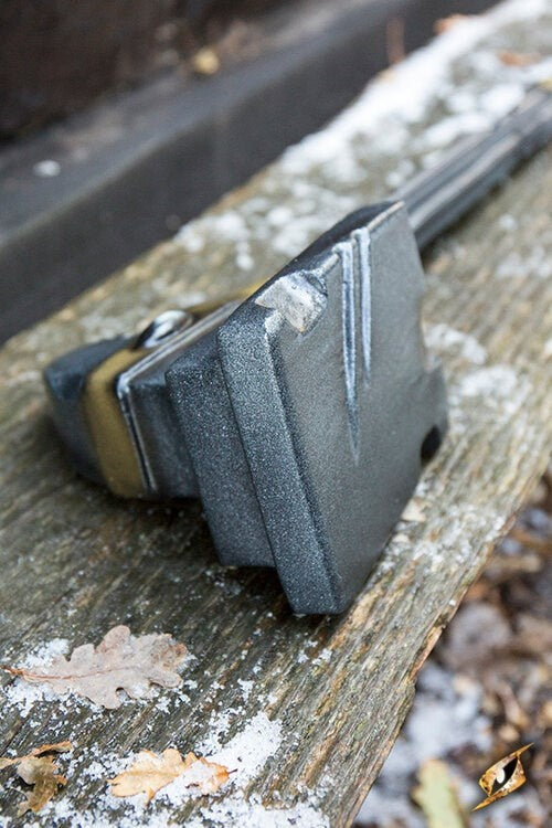 LARP krigshammare med ädelsten