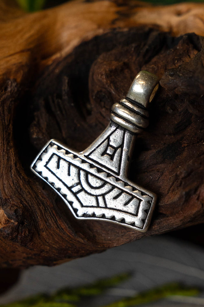 Marteau de Thor Gotland, en bronze argenté