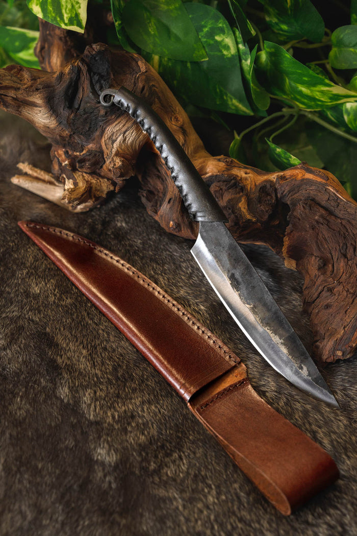 Espada celta La Tène L, semi-afilada