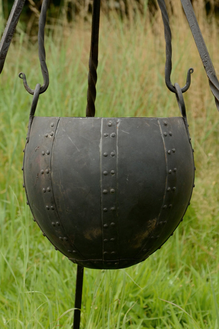 Caldero altomedieval, 10 litros