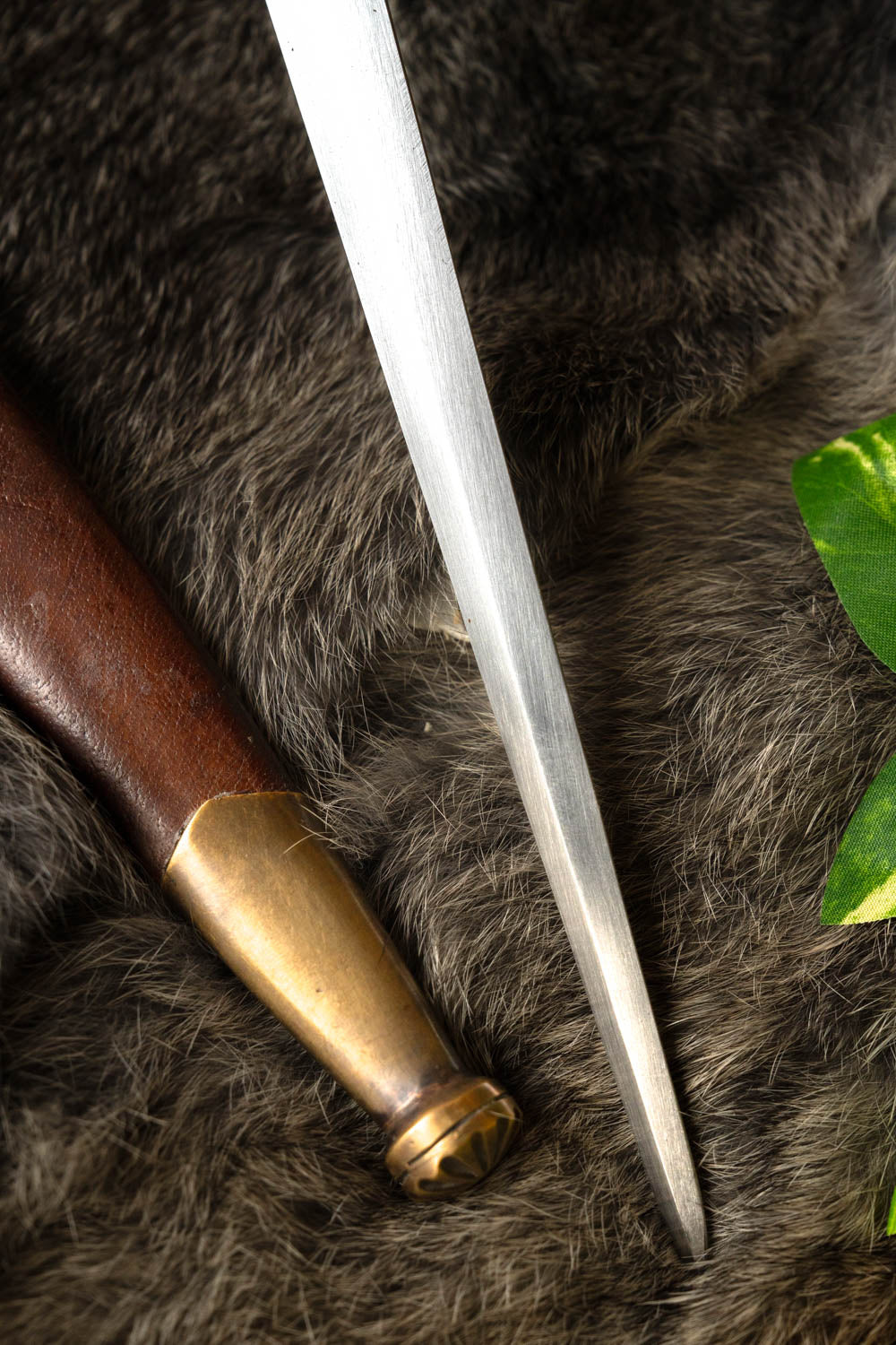 Duitse quillondolk met schede, 16e eeuw, semi-scherp