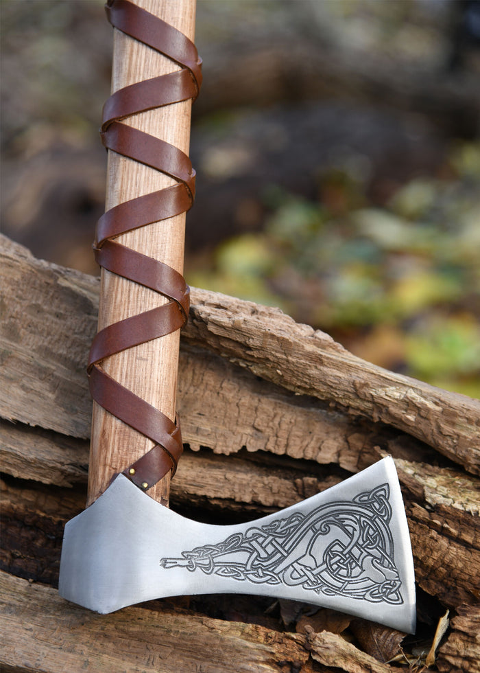 Vikingøkse, type K, graveret, halvsleben