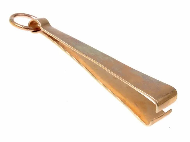 Pinça Birka, séculos VIII-IX, bronze prateado