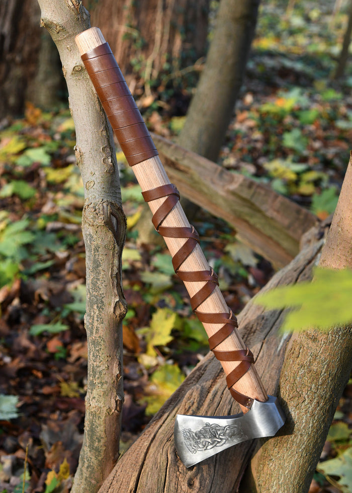 Viking bijl, type L, gegraveerd, semi-scherp