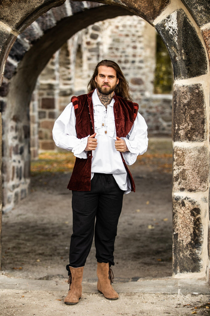 Fluwelen doublet met metalen knoopjes, rood