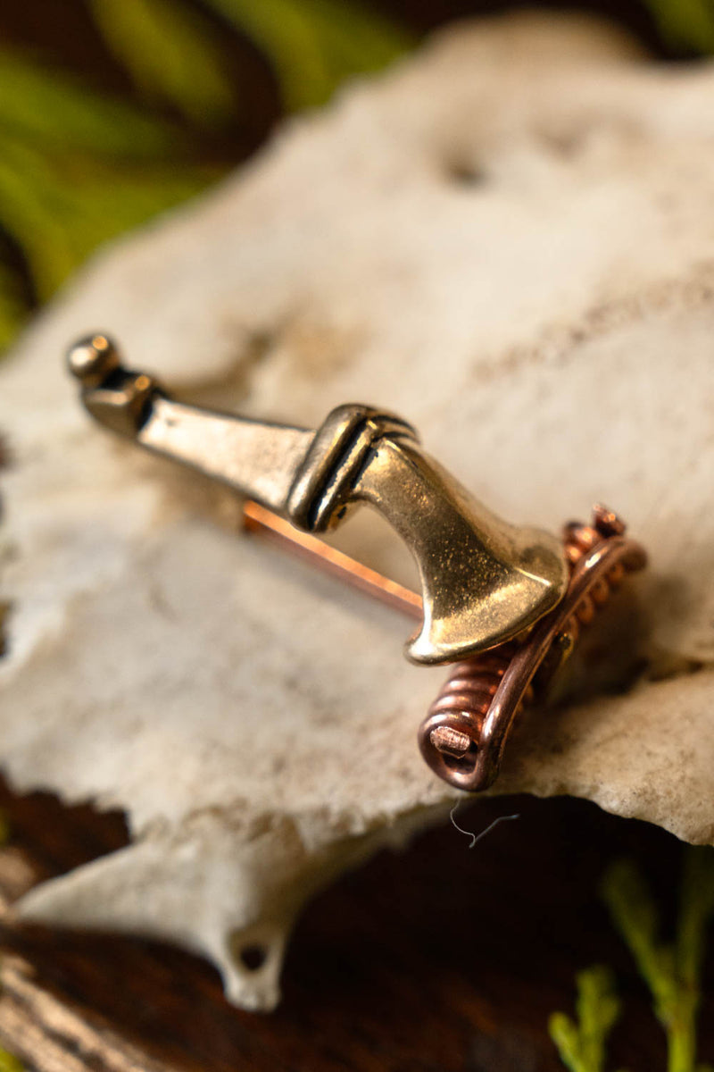 Fibula kuszowata Lîmes (40–70 n.e.), zamak