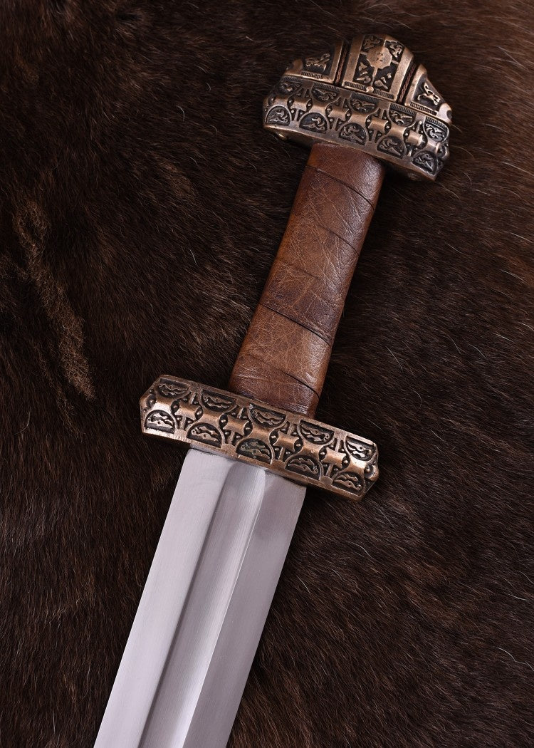 Espada vikinga de la isla de Eigg, empuñadura de cuero, semi-afilada
