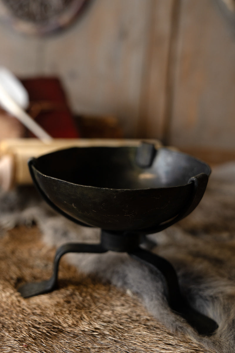 Sutton Hoo oil lamp