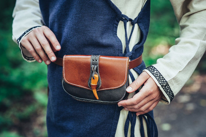 Taske Beocca med træknap