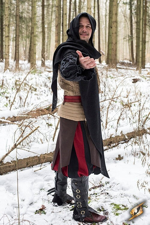 Cape Assassins Creed, noir