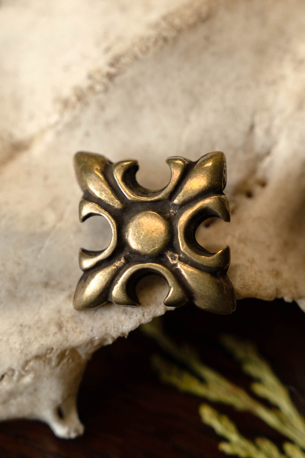 Mittelalterliche Lilie, Set mit 5 Stück, Bronze