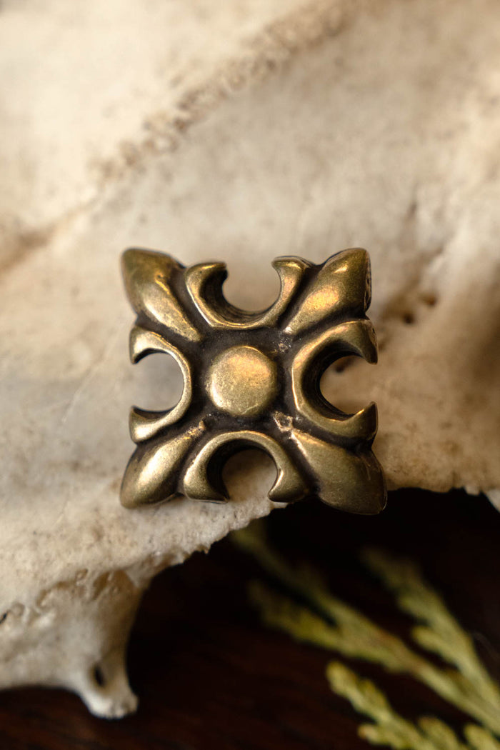 Mittelalterliche Lilie, Set mit 5 Stück, Bronze