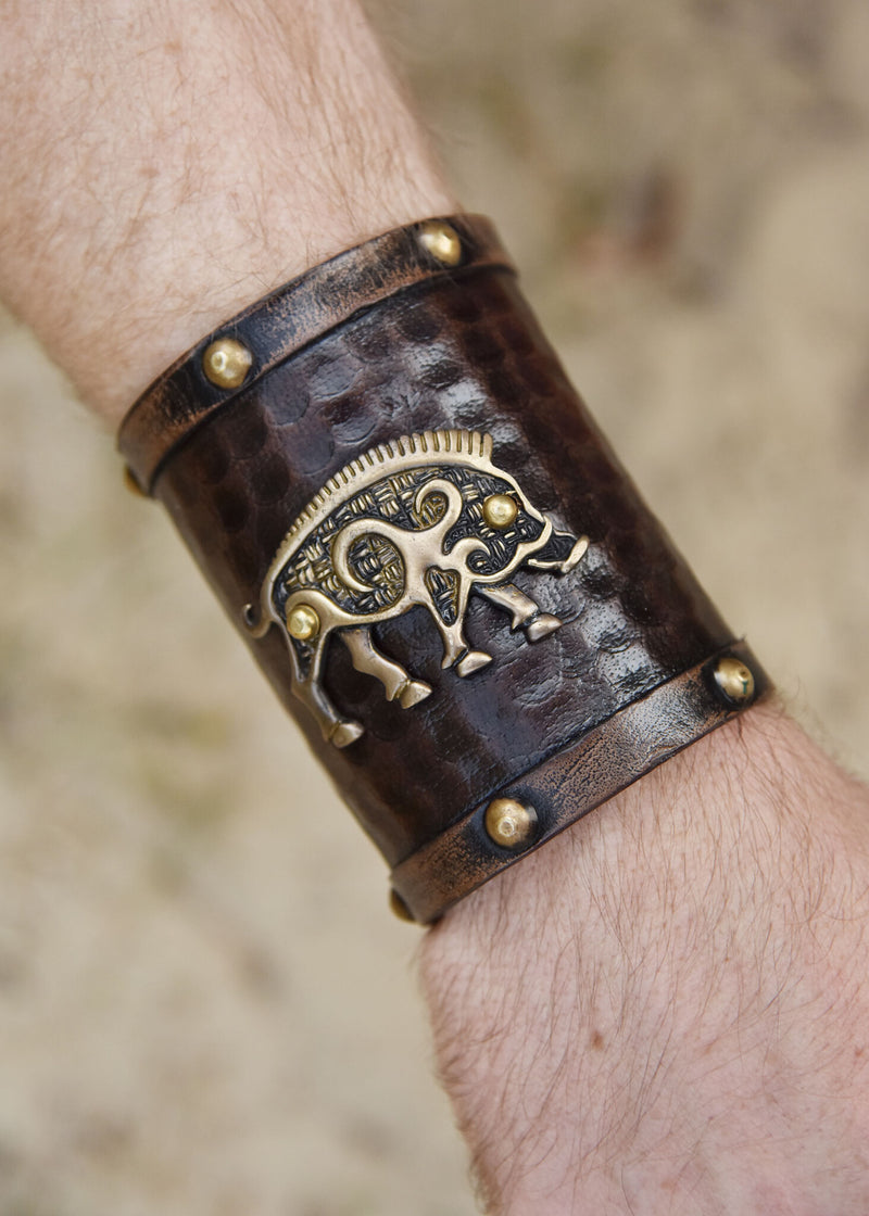 Bracciale celtico con cinghiale Knocknagael, per pezzo, cuoio