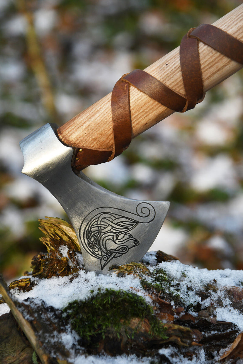 Viking bijl, type G, gegraveerd, semi-scherp