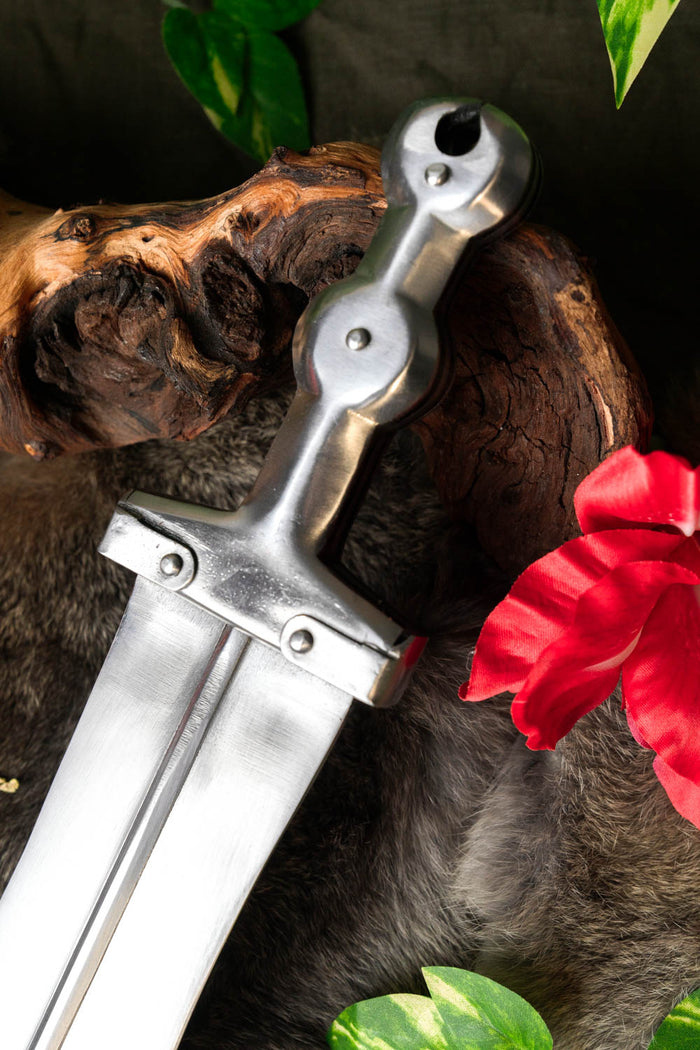 Pugio Quintanis, typ 3, półostry