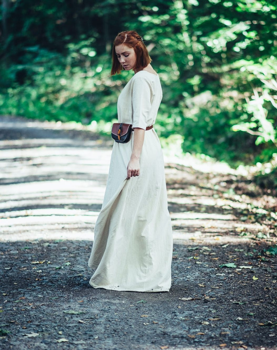 Tidigmedeltida klänning Brida, naturfärgad