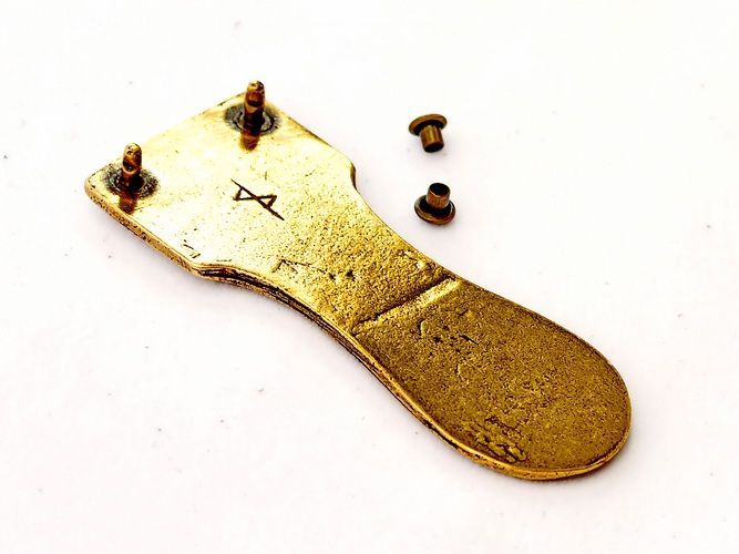 Herrajes de cinturón de la Época de las Migraciones, bronce plateado