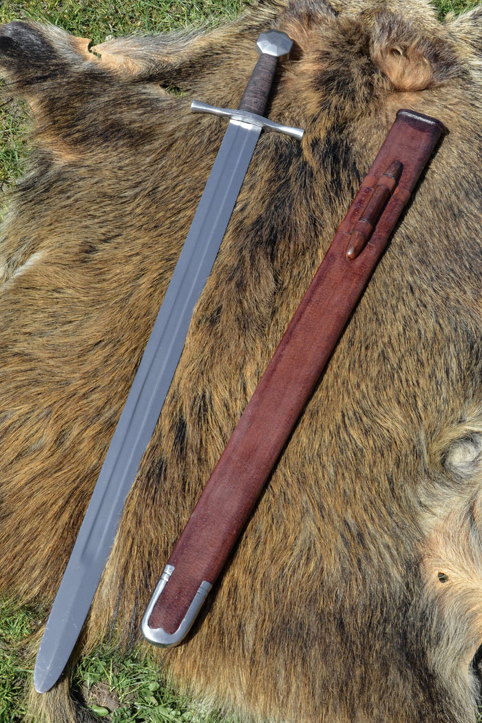 Engelsk enhåndssværd, 1200-tallet, sløvt (battle-readyt)