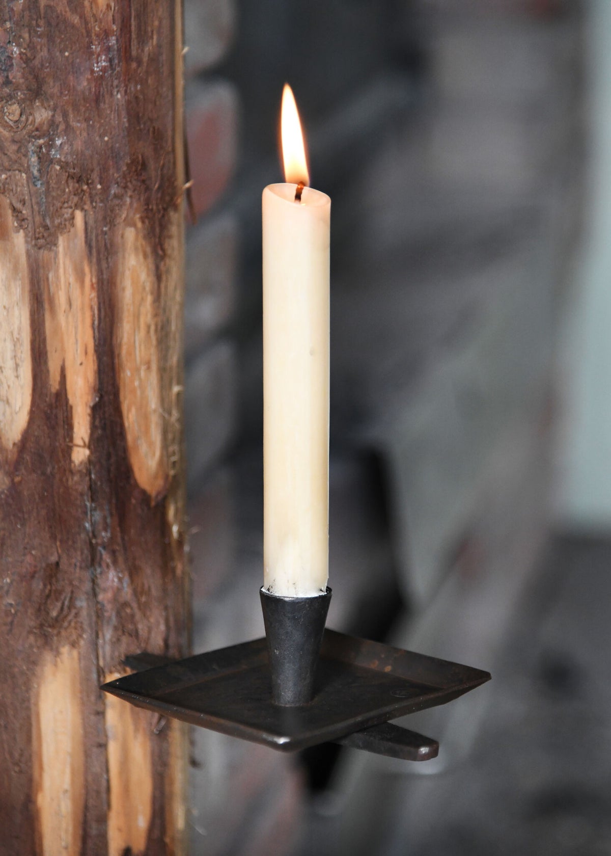 Firkantet lysestage, Museum of London