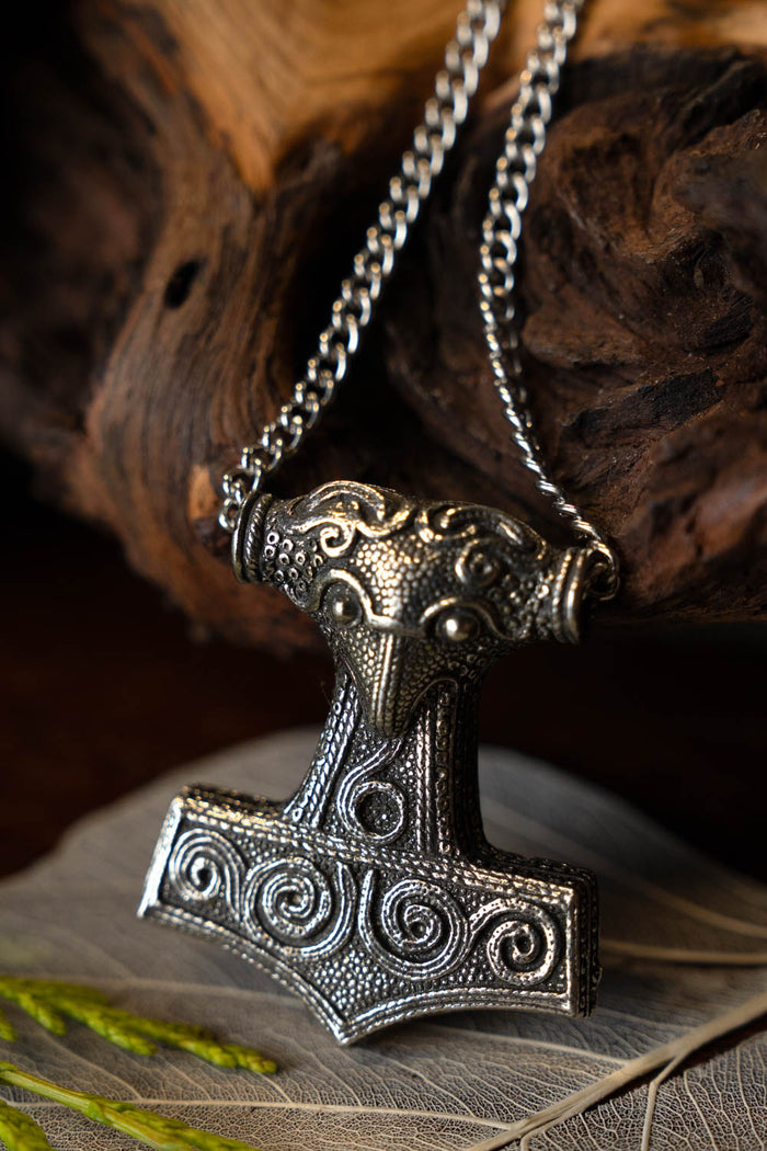 Skane Thor's hammer with necklace, pewter