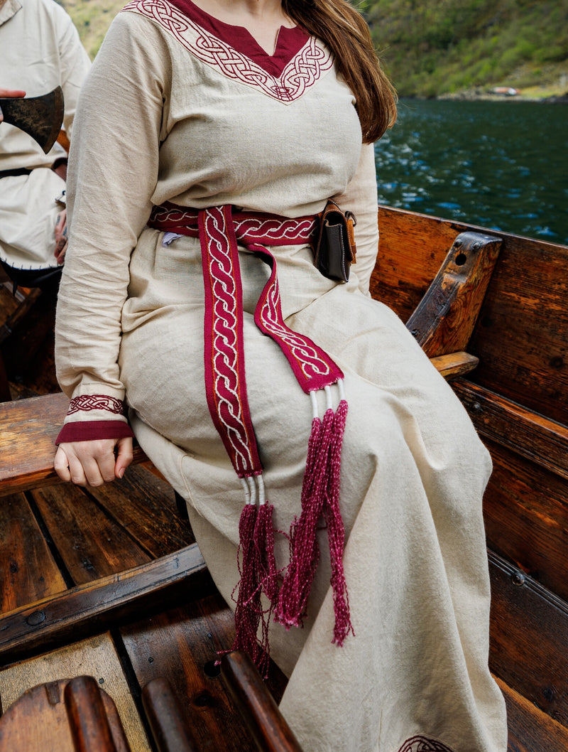 Cinturón vikingo Elina, rojo, 235 cm