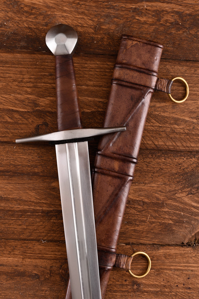 Espada de Sir William Marshal, semi-afilada