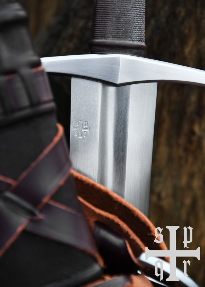 Middeleeuws zwaard Oakeshott XVI, semi-scherp