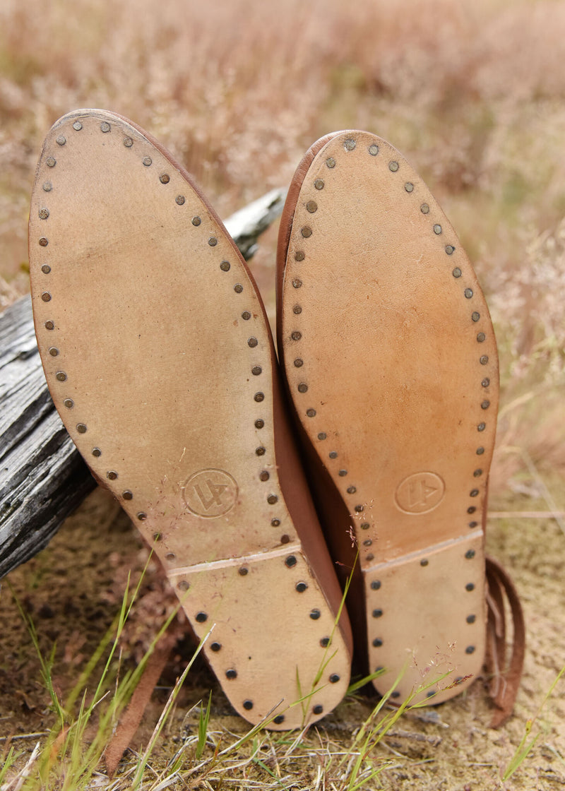 Scarpe vichinghe Jorvik con chiodi, marrone chiaro