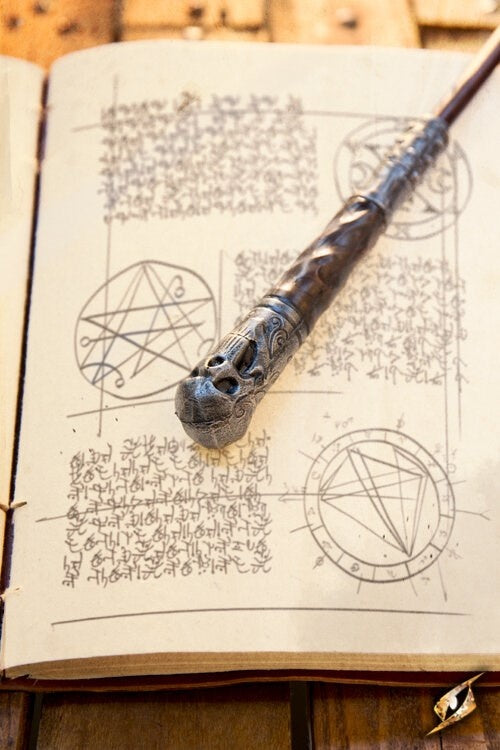 Tryllestav Necronomicon, brun