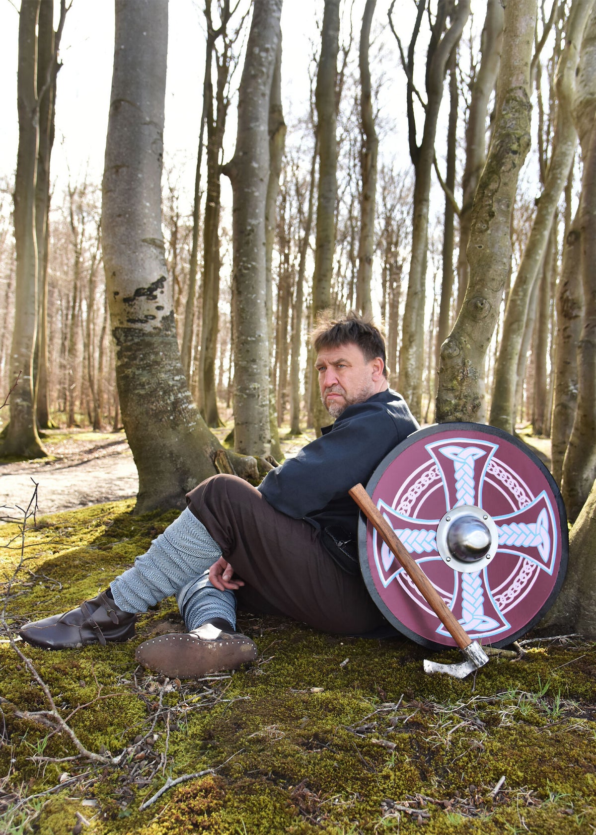 Tarcza okrągła z krzyżem celtyckim