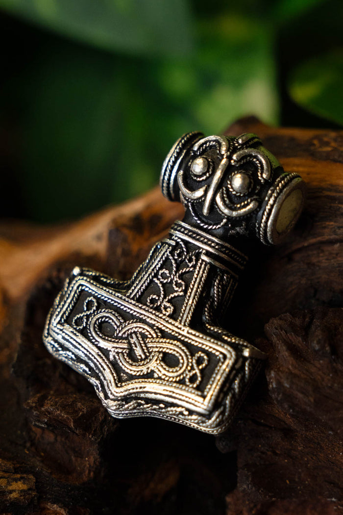 Viking Ödeshög Mjölnir met knoopwerk, verzilverd brons