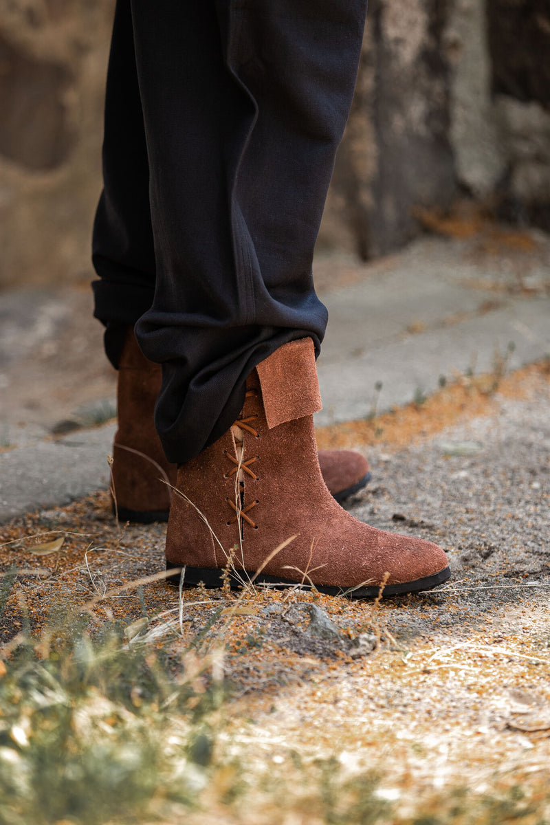 Trousers with buttons, black