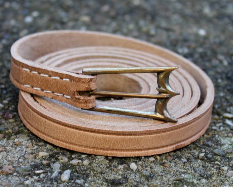 Riem met lange gesp (1300-1500), 150 cm
