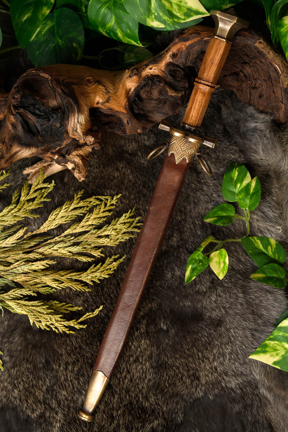 Duitse quillondolk met schede, 16e eeuw, semi-scherp