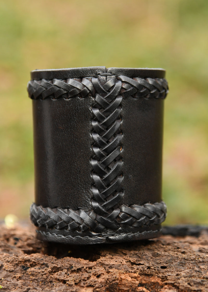 Gobelet à dés Mjolnir, noir