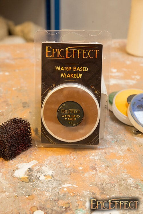 Maquillaje Epic Effect marrón claro