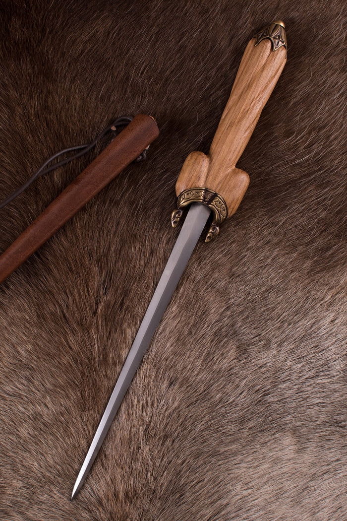 Pugnale a testicoli del XVI secolo, semi-affilato